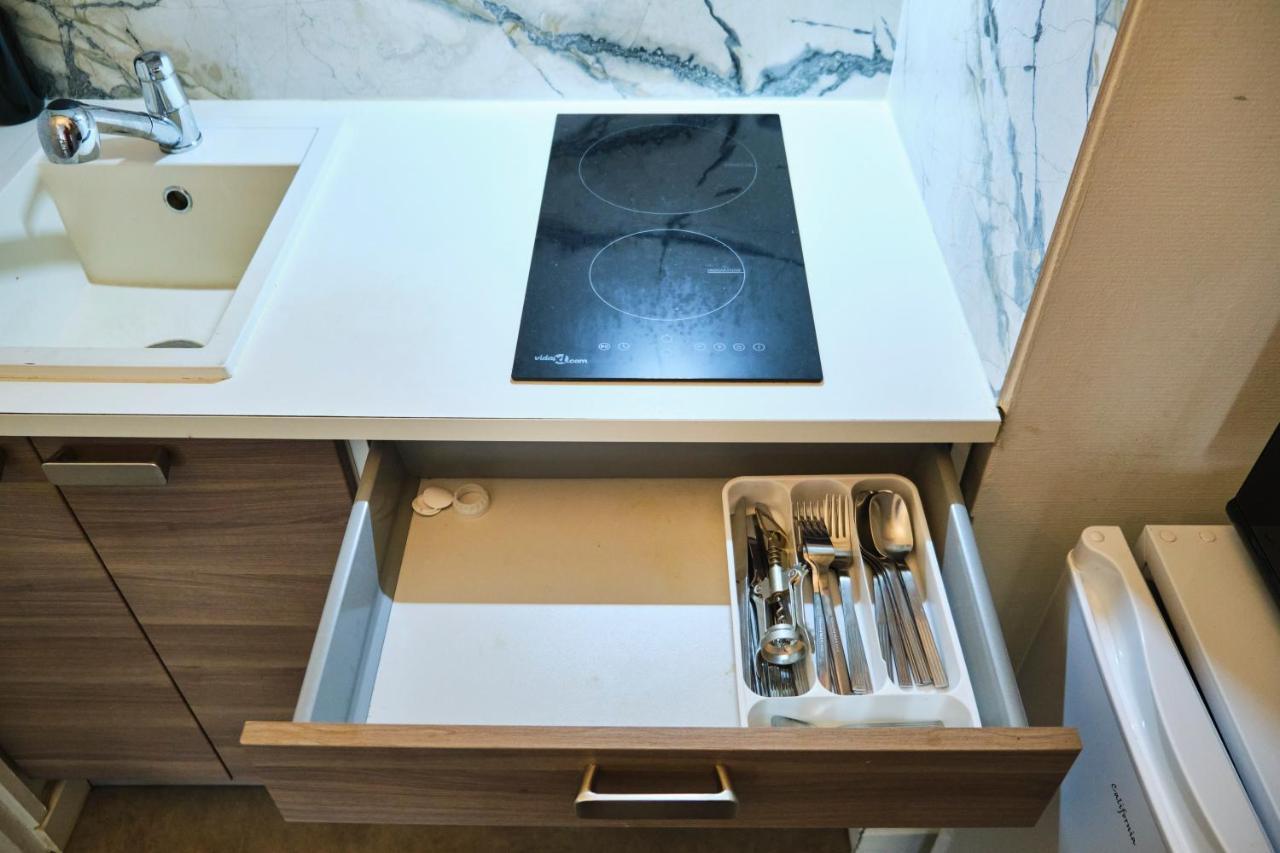 Suite Hanoi Villeurbanne Dış mekan fotoğraf
